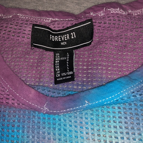 Oversized Tie-Dye Mesh T-shirt - Picture 3 of 4